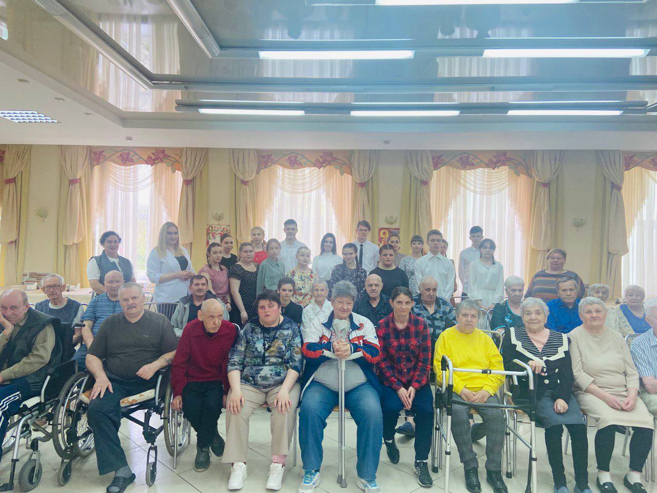 Студенты филиала РГСУ в г. Клину провели концерт «Триумф Победы» в Клинском доме-интернате для престарелых и инвалидов
